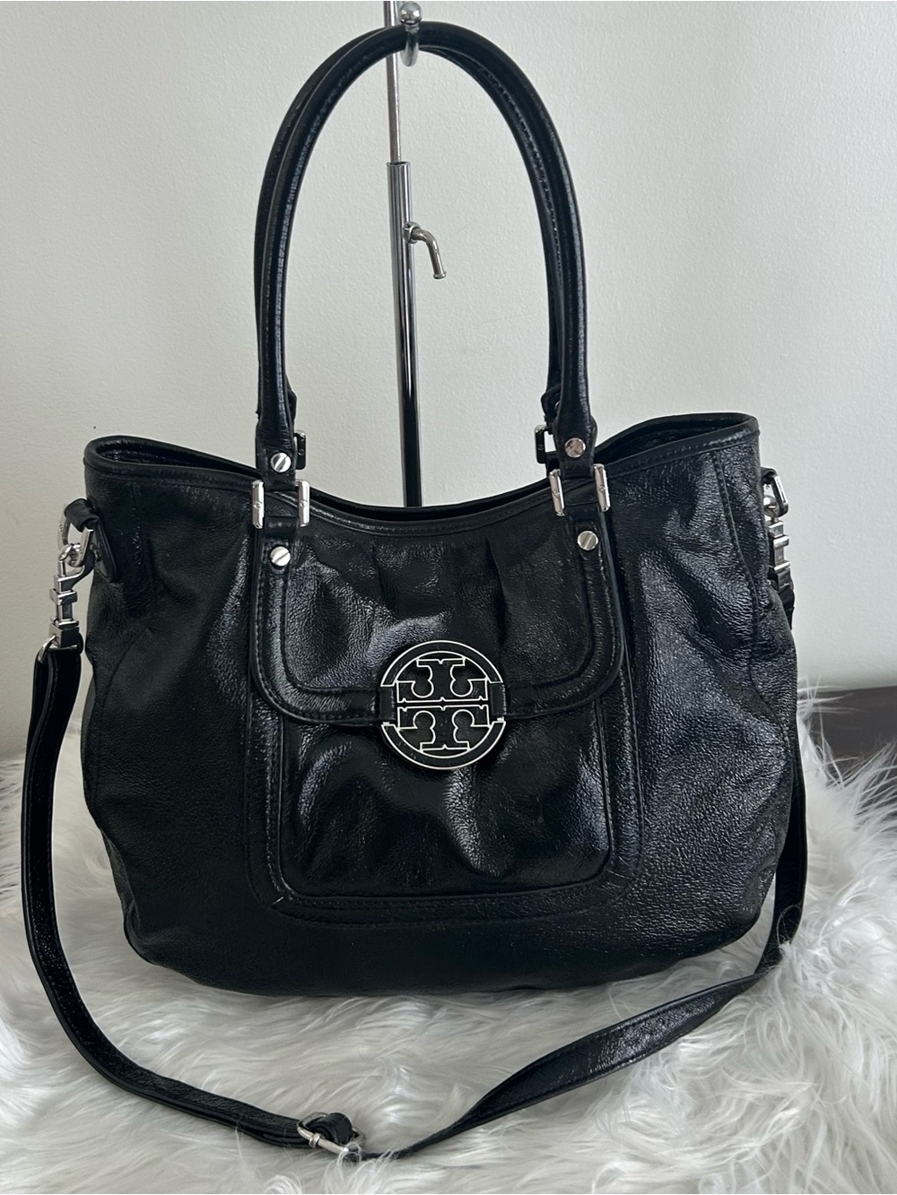Tory Burch Amanda Black Leather Logo Medallion Tote Crossbody Shoulder Bag - Picture 13 of 13